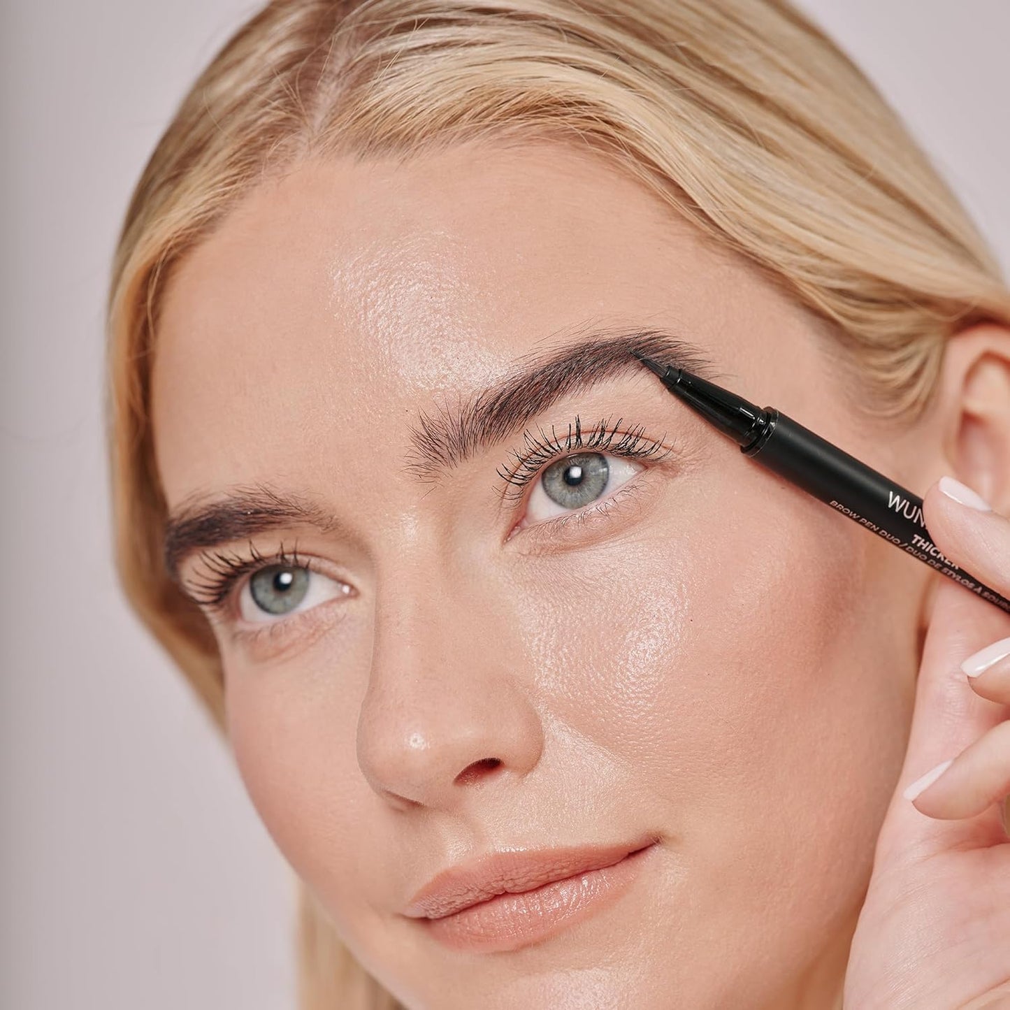 WUNDERBROW Thicker Brow Pen Duo, Dual Ended Pen, Vegan & Cruelty Free (Brunette)